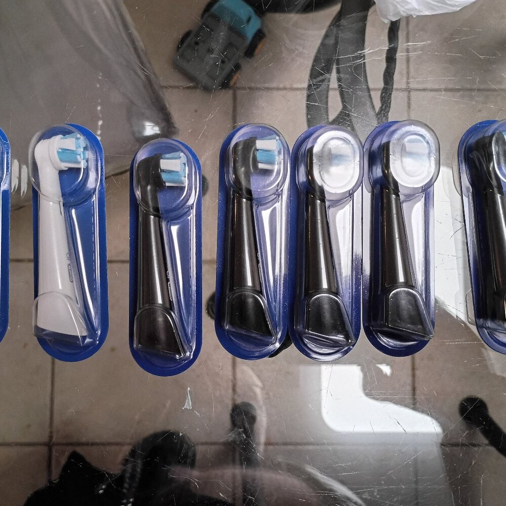 Oral-B IO brushes